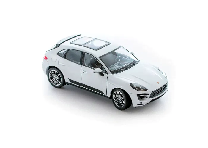Модель машины 1:24 Porsche Macan Turbo 24047-0