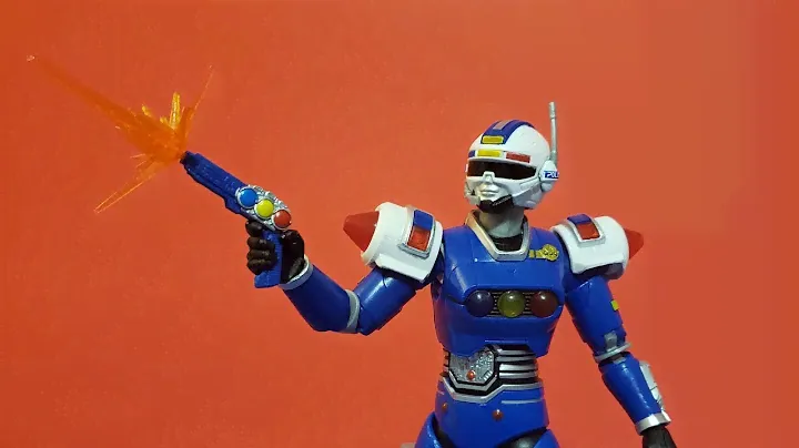 Turbo Blue Senturion | Power Rangers Lightning Collection Deluxe Wave 3 Figure Review!